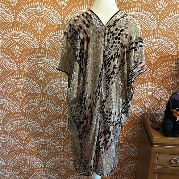Sheer Velvet Kimono Cardigan - Picture 4 of 5